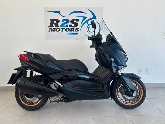 YAMAHA XMAX ABS 